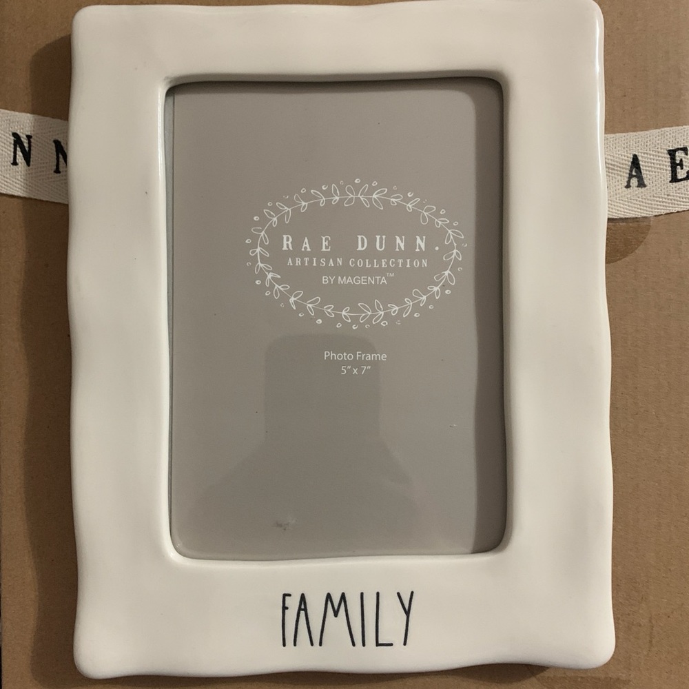 Rae Dunn FAMILY picture frame